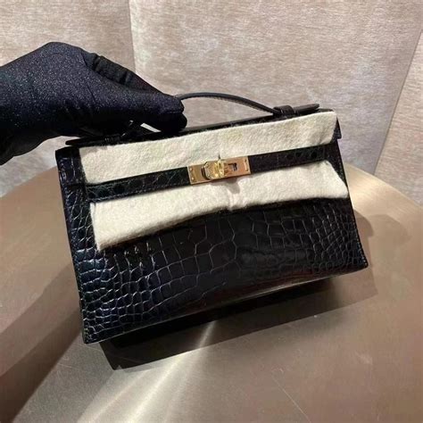 hermes kelly crocodil.e|kelly pochette price 2022.